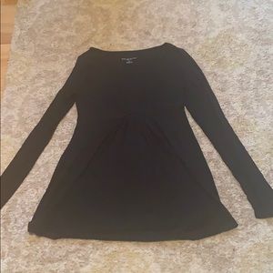 Liz Lange maternity shirt